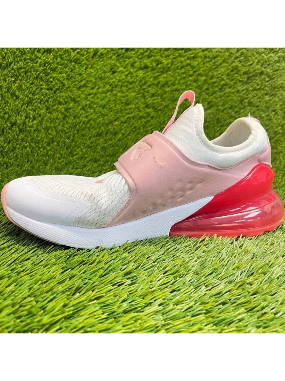 Nike Air Max 270 Extreme GS Girls Size 7Y White Pink Athletic Shoes Sneakers